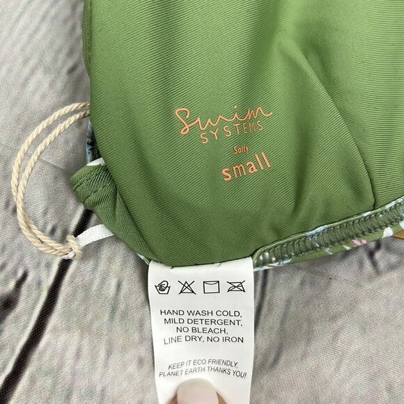 Swim Systems Ayla Bikini Top in Palisade Paisley. Size S, NWT - Picture 8 of 8